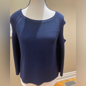 Cop.copine sweater with pick-a-boo shoulders
